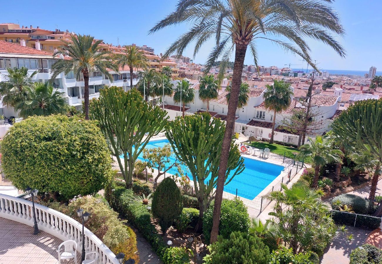 Apartamento en Fuengirola - Apartamento acogedor con piscina en Fuengirola