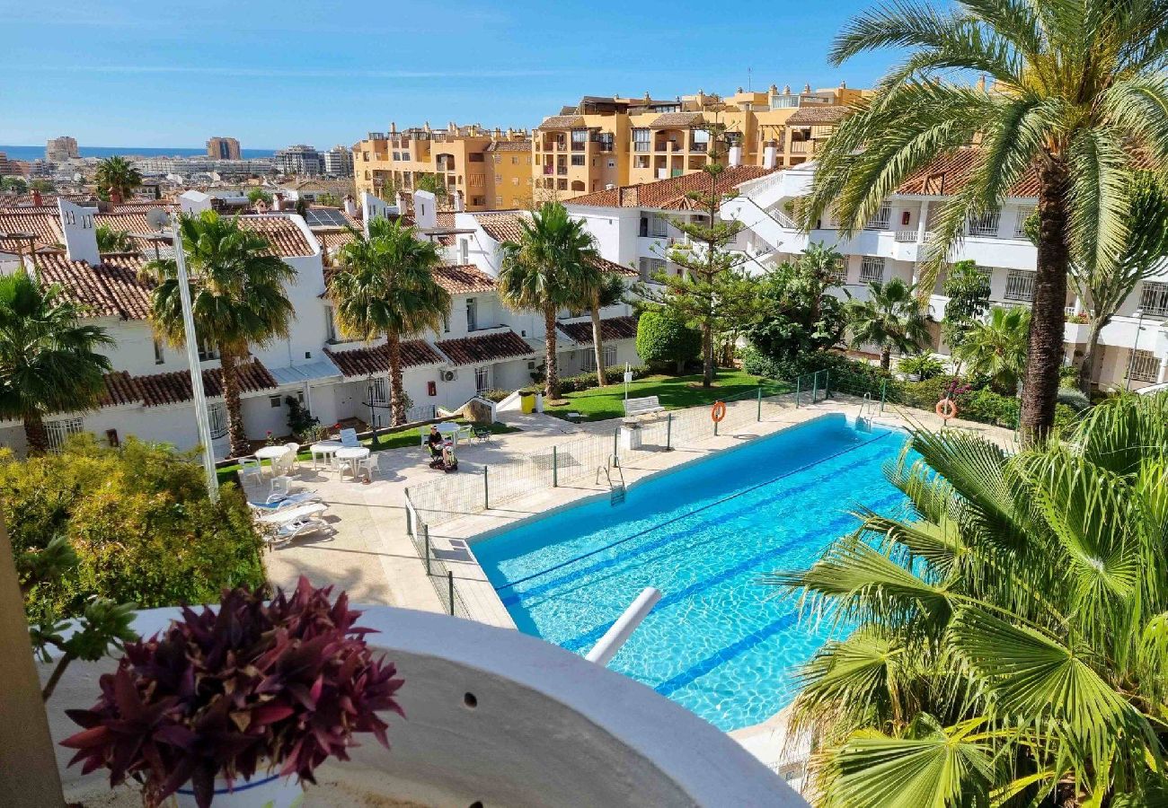 Apartamento en Fuengirola - Apartamento acogedor con piscina en Fuengirola