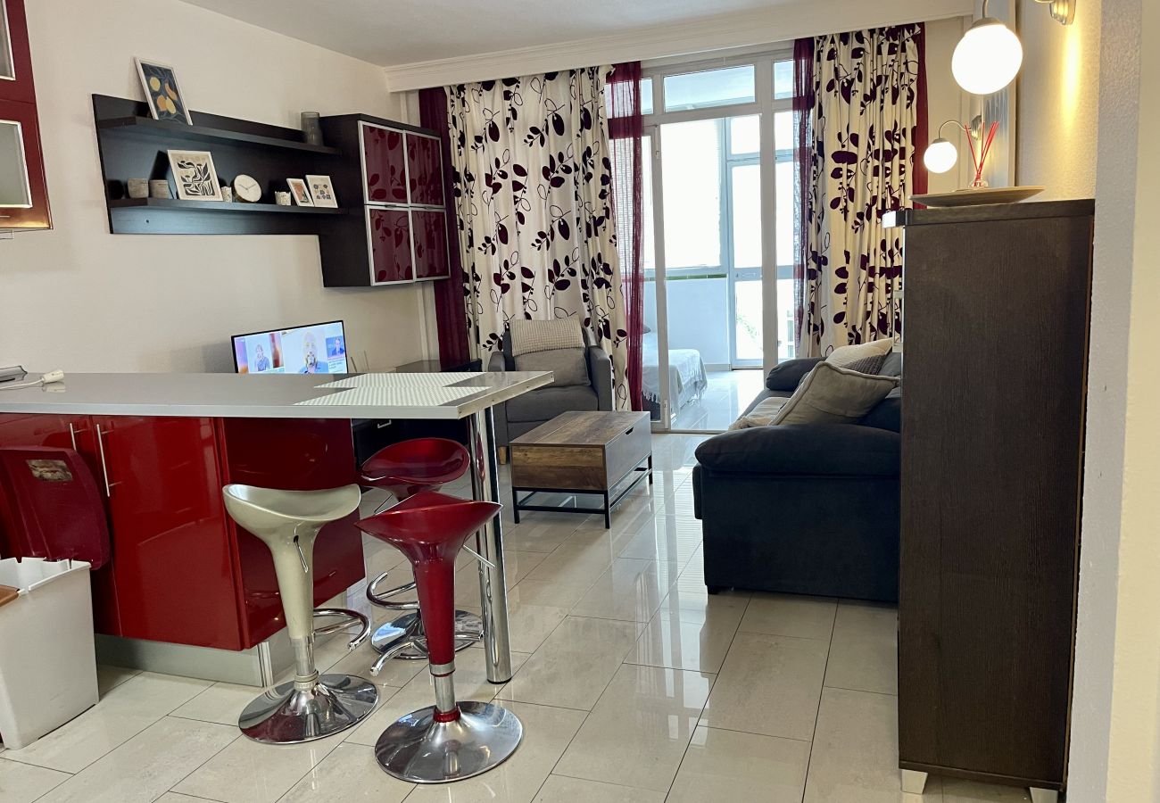 Apartamento en Fuengirola - Apartamento acogedor con piscina en Fuengirola