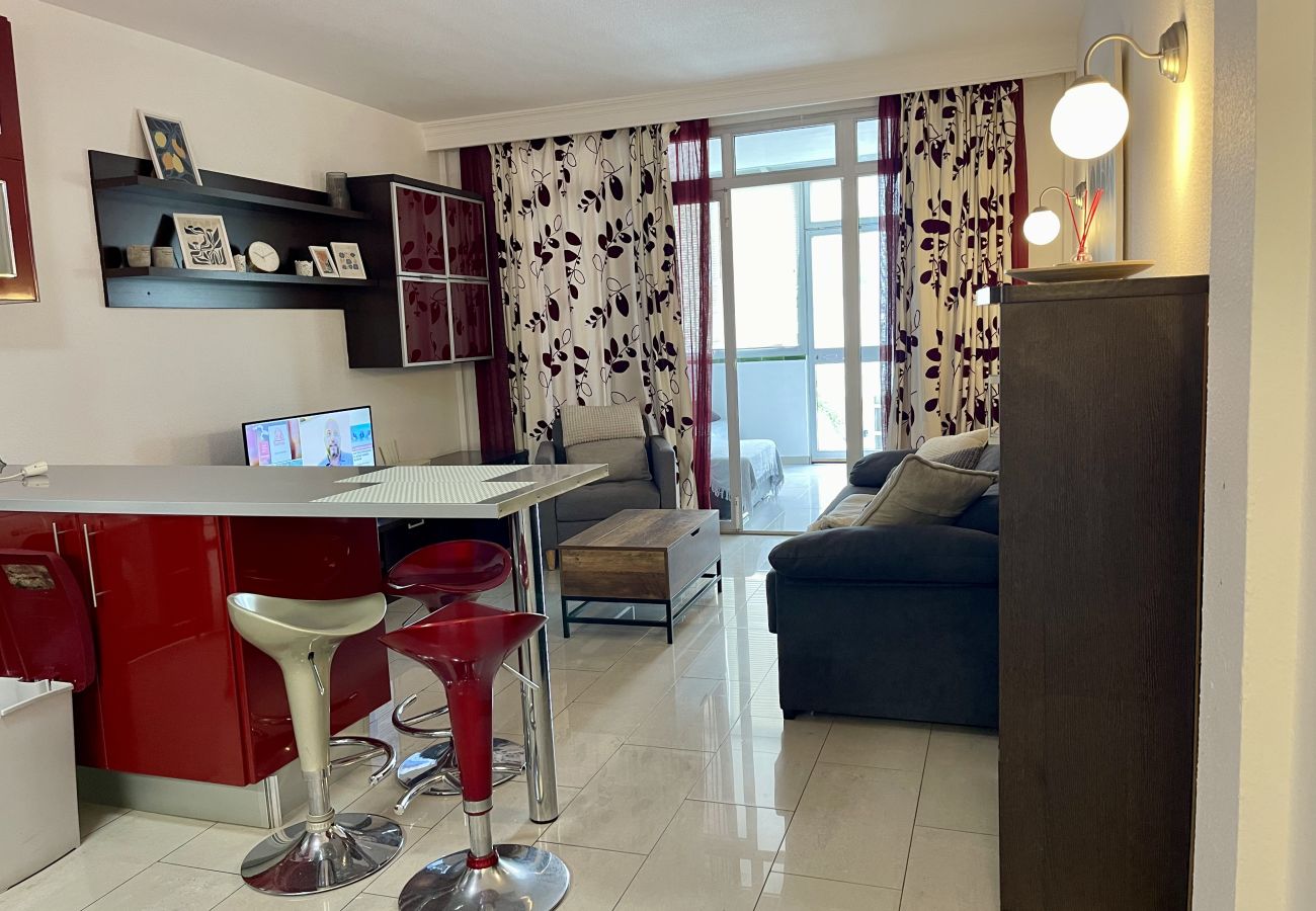 Apartamento en Fuengirola - Apartamento acogedor con piscina en Fuengirola