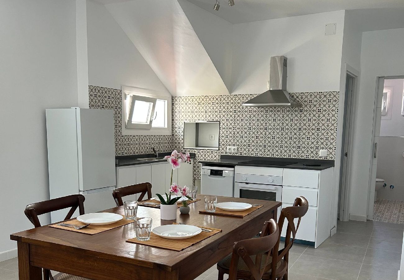 Casa en Manilva - Acogedora casa con terraza en Manilva