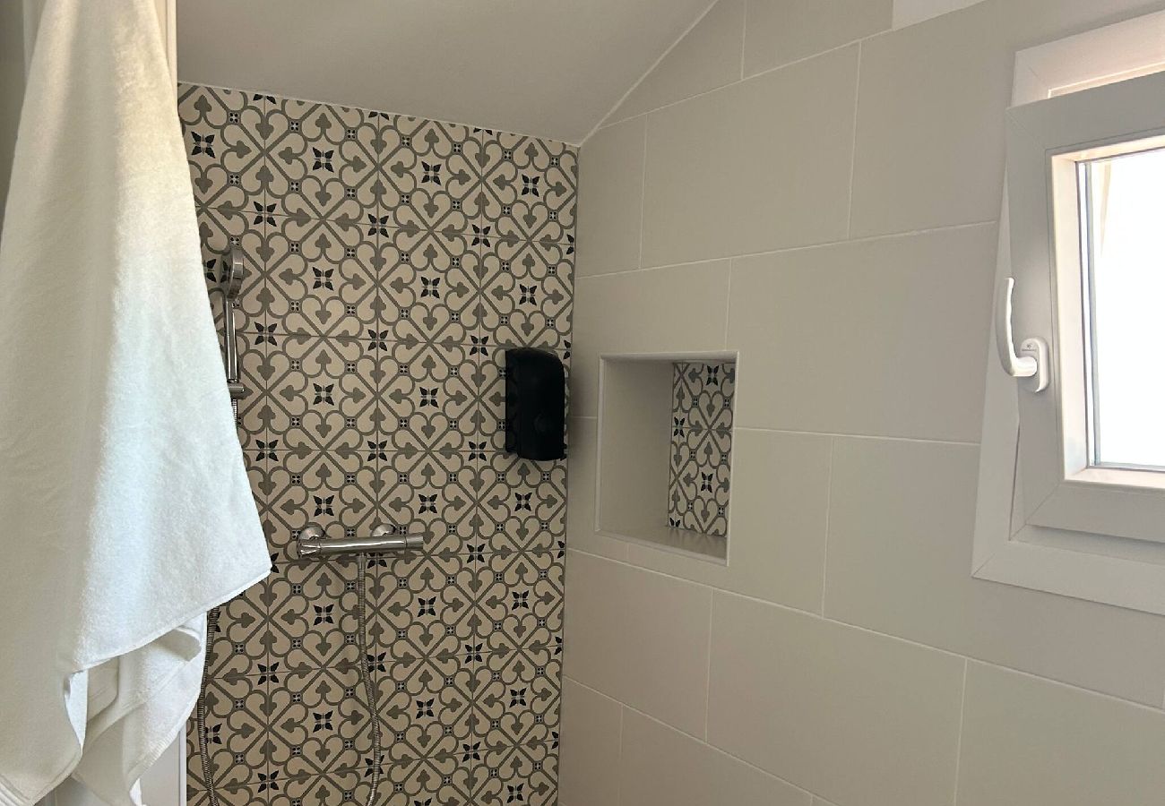 Casa en Manilva - Acogedora casa con terraza en Manilva