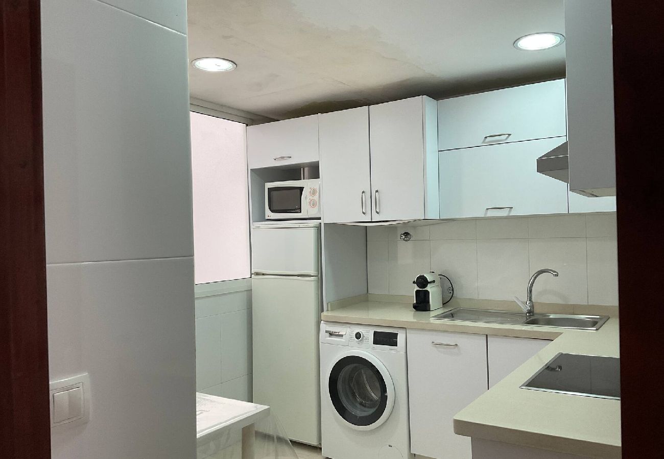 Apartamento en Málaga - Apartamento Princesa-Huelin Estacion AVE 10 min