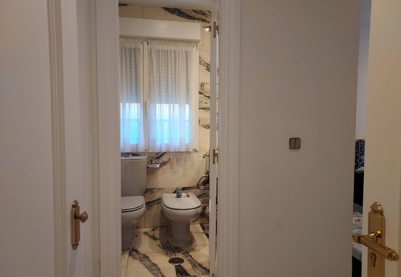 Chalet en Ribadesella - Casa Kusi con Jardin Privado y Jacuzzi